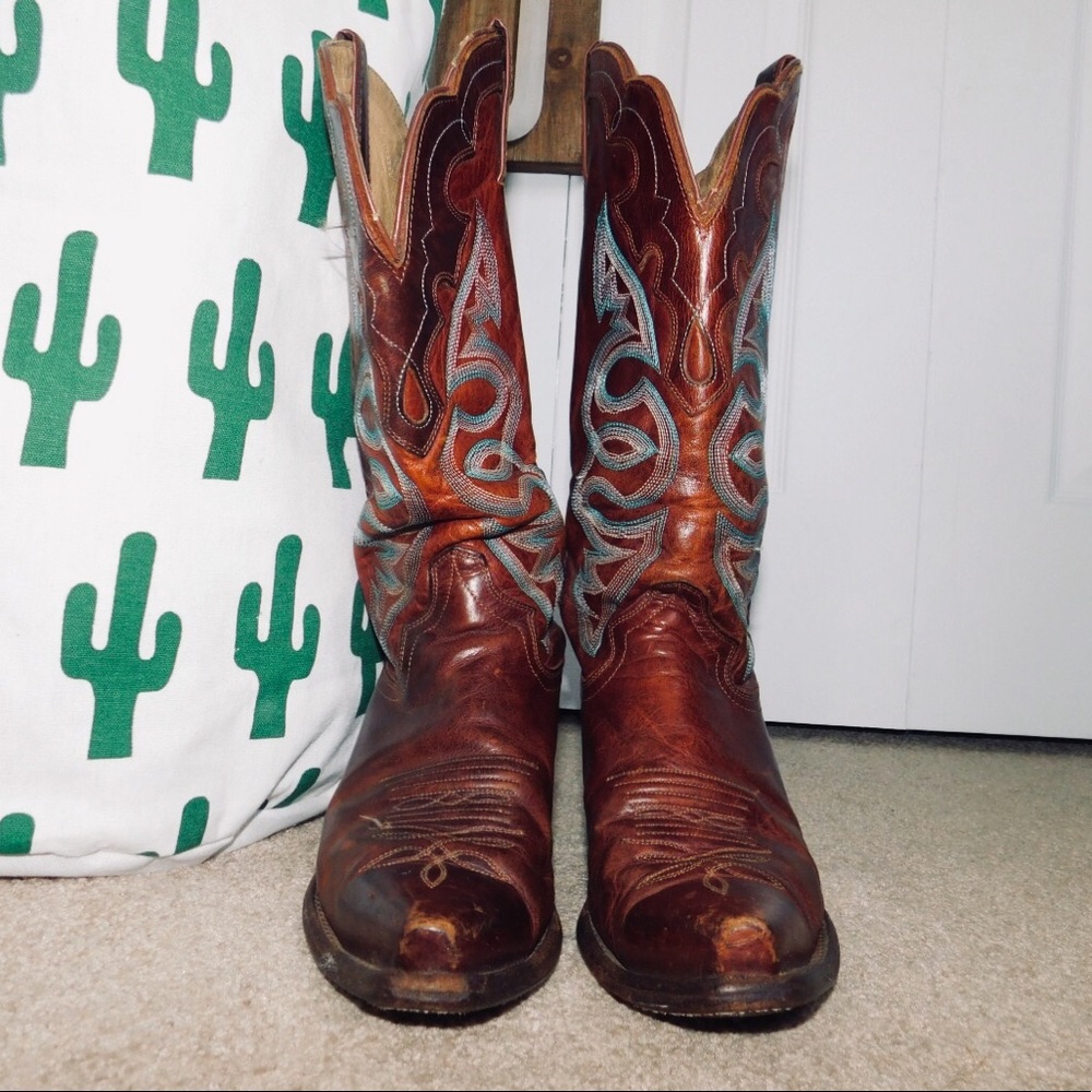 justin cowboy boots
